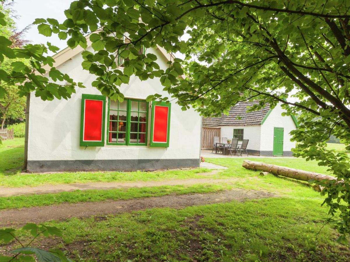 Cozy Holiday Home Near Forest In Baarn Extérieur photo