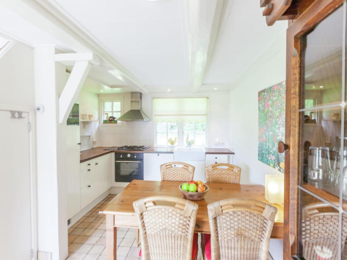 Cozy Holiday Home Near Forest In Baarn Extérieur photo