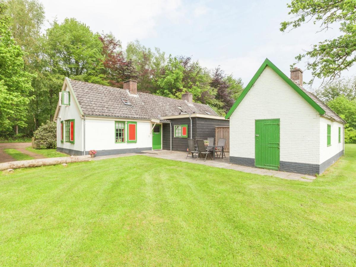 Cozy Holiday Home Near Forest In Baarn Extérieur photo