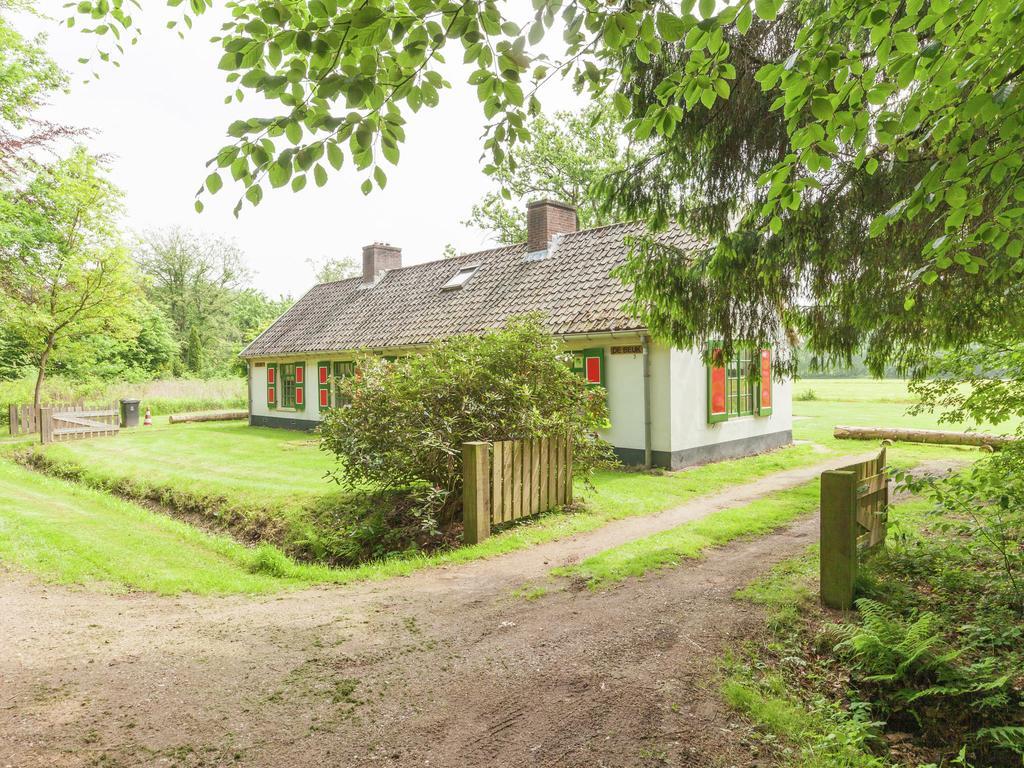 Cozy Holiday Home Near Forest In Baarn Extérieur photo